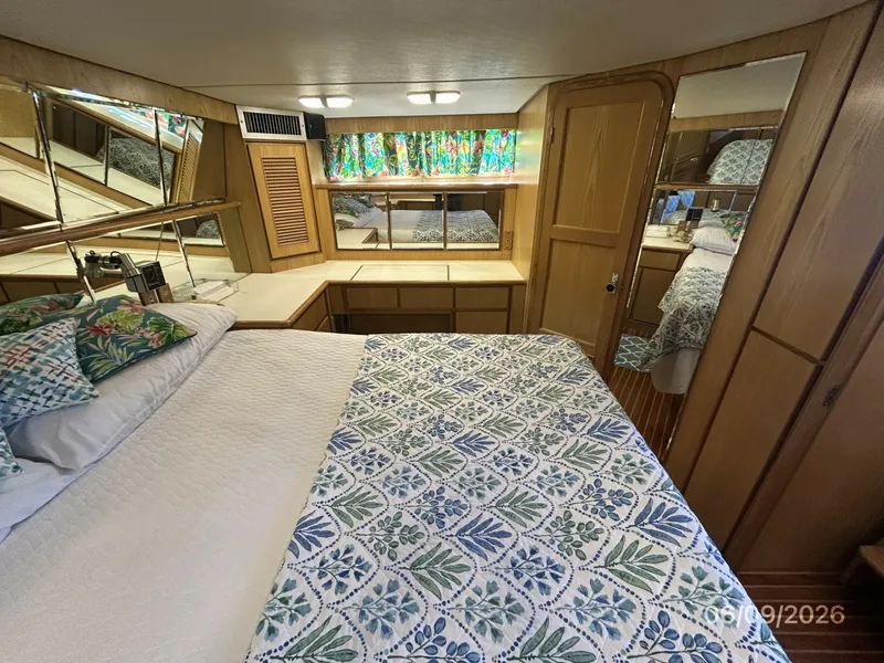 Slide: The Image of 44' High Tech master stateroom port - 6348458