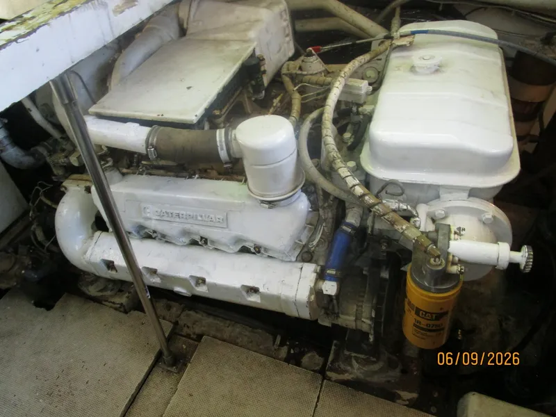 Slide: The Image of 44' High Tech port main engine - 6348463