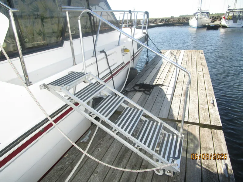 Slide: The Image of 44' High Tech gangway - 6348443
