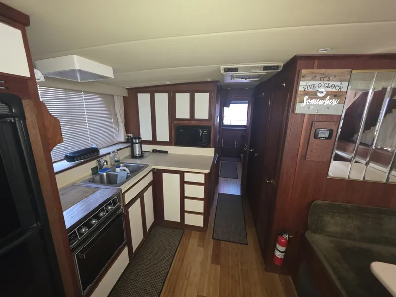 Slide: The Image of Blue Water Coastal Cruiser 1986 - 6347215