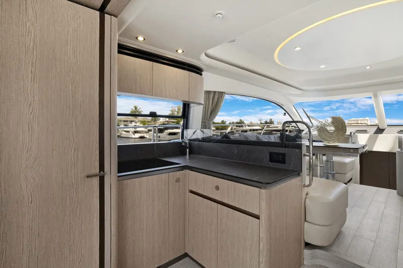 Slide: The Image of Azimut FLY 53 2025 - 6347278
