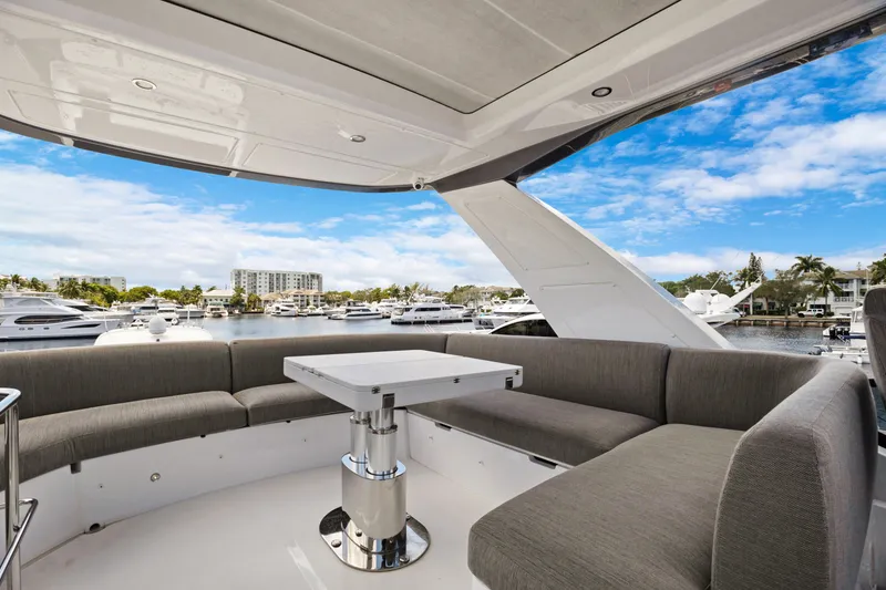 Slide: The Image of Azimut FLY 53 2025 - 6347311