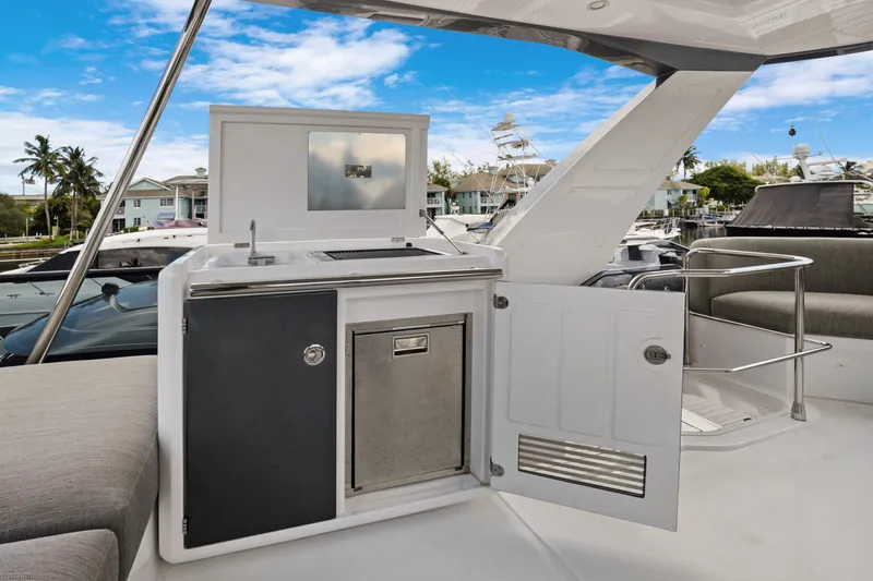 Slide: The Image of Azimut FLY 53 2025 - 6347316