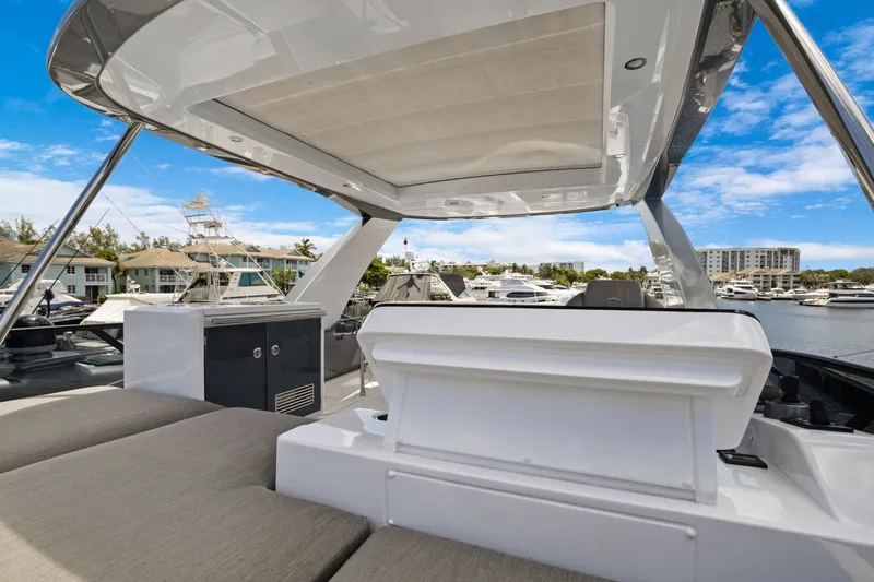 Slide: The Image of Azimut FLY 53 2025 - 6347319