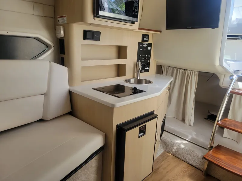 Slide: The Image of Regal 26 XO 2023 - 6348077