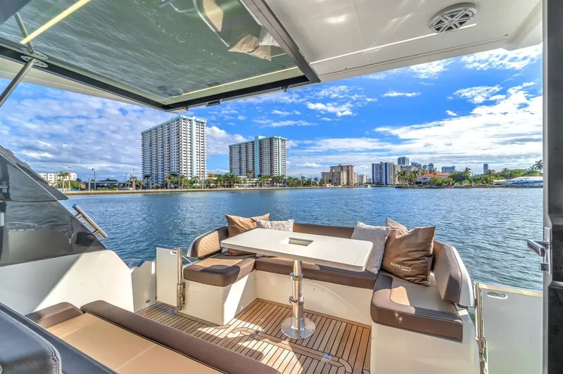 Slide: The Image of Galeon 425 HTS 2023 - 6348356