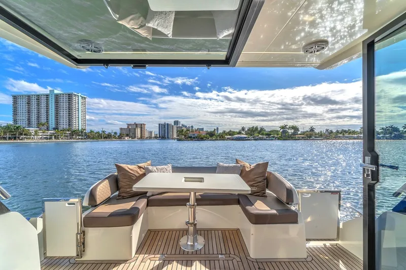 Slide: The Image of Galeon 425 HTS 2023 - 6348357