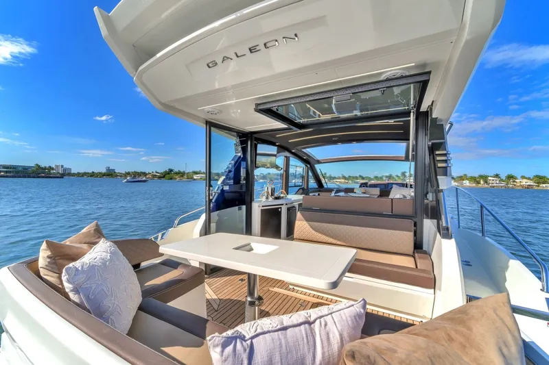 Slide: The Image of Galeon 425 HTS 2023 - 6348352
