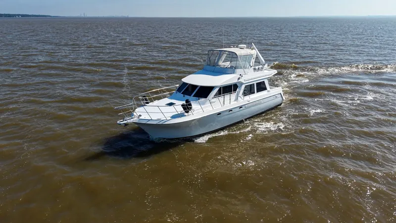 Slide: The Image of 2001 48 Navigator 4800 Classic Maggie B Portside - 6857926