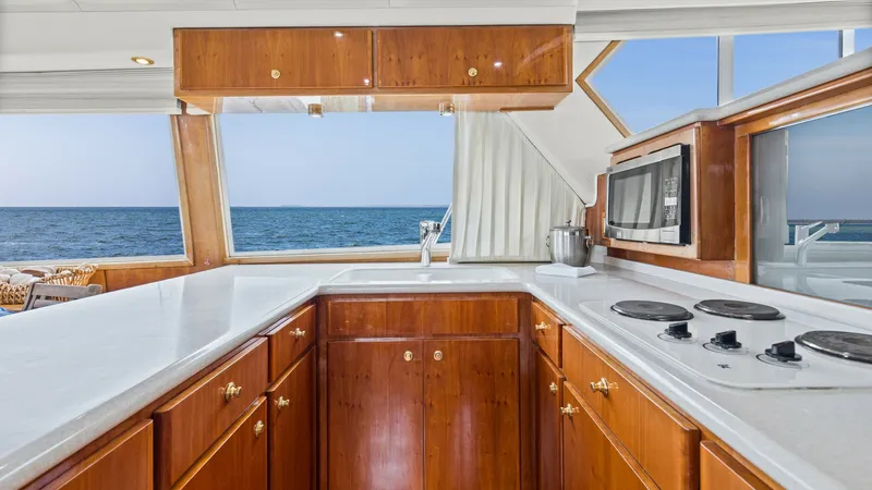 Slide: The Image of 2001 48 Navigator 4800 Classic Maggie B Galley - 6857907