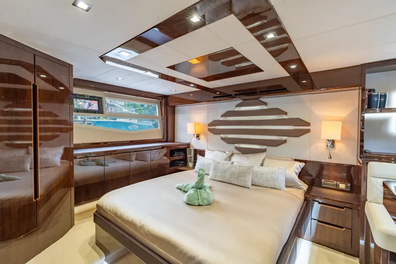 Slide: The Image of Galeon 550 Fly 2017 - 6715339