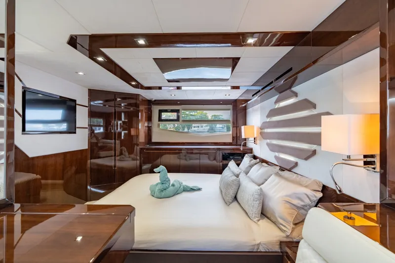 Slide: The Image of Galeon 550 Fly 2017 - 6715337