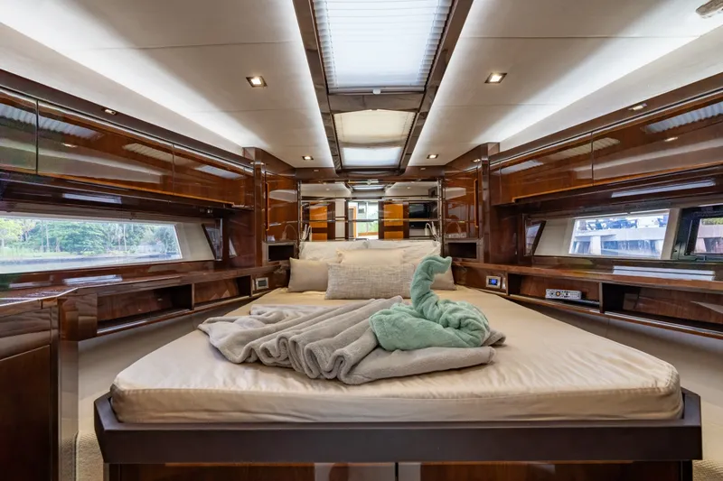 Slide: The Image of Galeon 550 Fly 2017 - 6715351