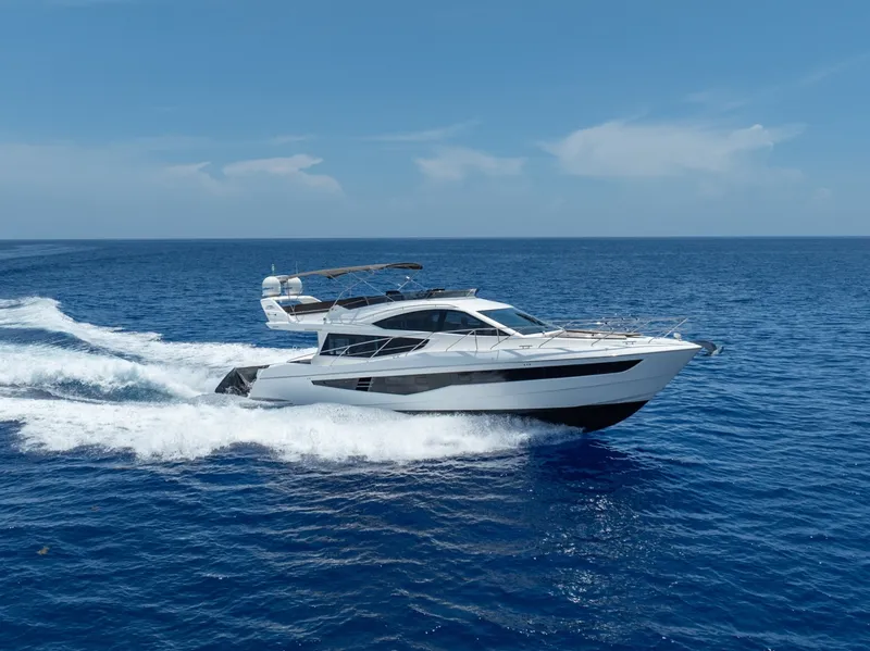 Slide: The Image of Galeon 550 Fly 2017 - 6715298
