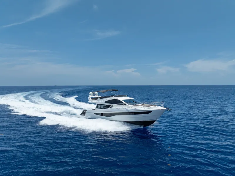 Slide: The Image of Galeon 550 Fly 2017 - 6715299