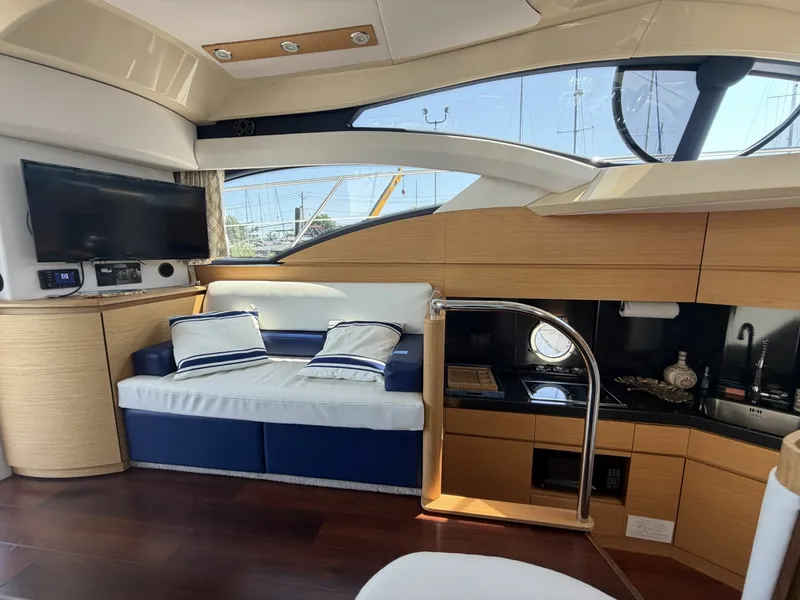 Slide: The Image of Azimut 43 Flybridge 2007 - 6536062