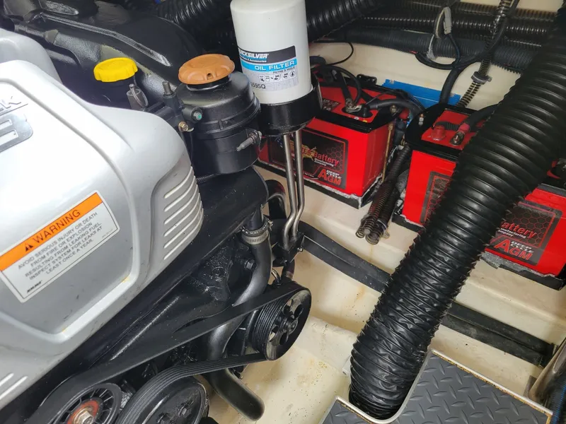 Slide: The Image of Formula 350 Crossover Bowrider 2019 - 6382148