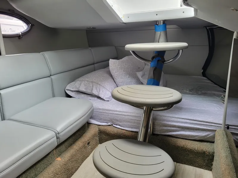 Slide: The Image of Formula 350 Crossover Bowrider 2019 - 6382100