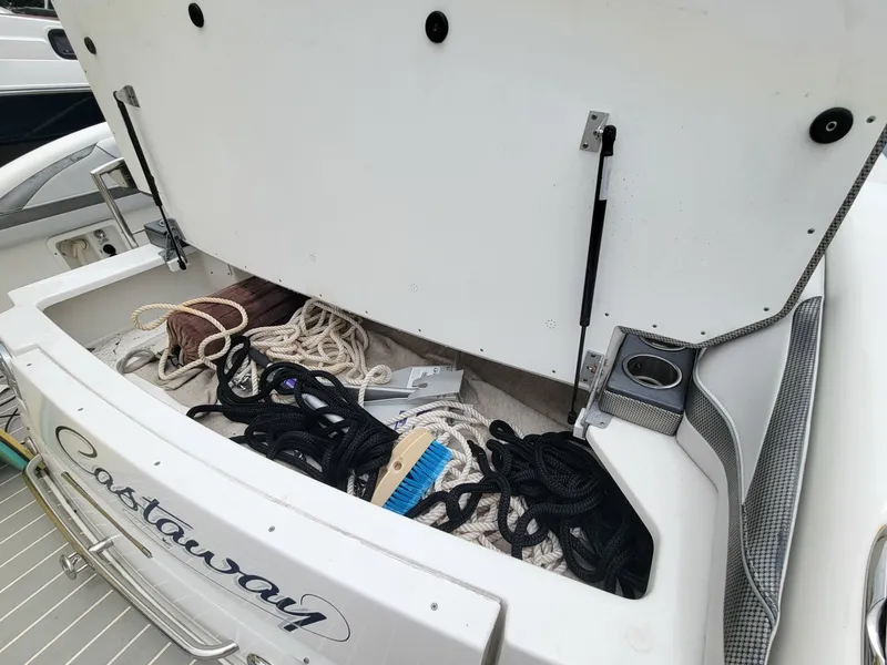 Slide: The Image of Formula 350 Crossover Bowrider 2019 - 6382059