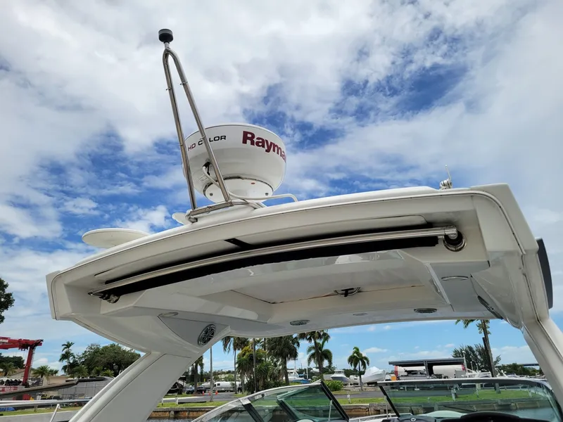 Slide: The Image of Formula 350 Crossover Bowrider 2019 - 6382057