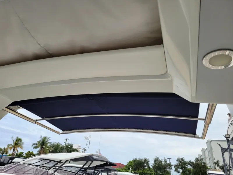 Slide: The Image of Formula 350 Crossover Bowrider 2019 - 6382072