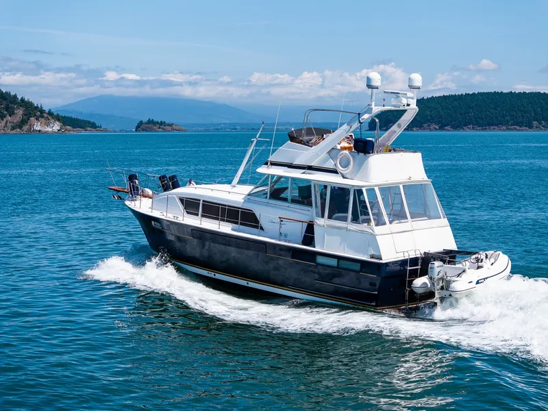 Slide: The Image of Chris-Craft 410 Commander 1980 - 6382032