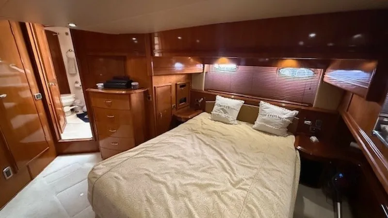 Slide: The Image of master stateroom - 7164075