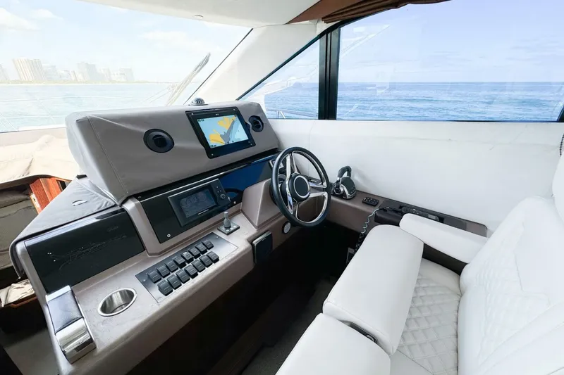 Slide: The Image of Galeon 420 Fly 2016 - 6382481