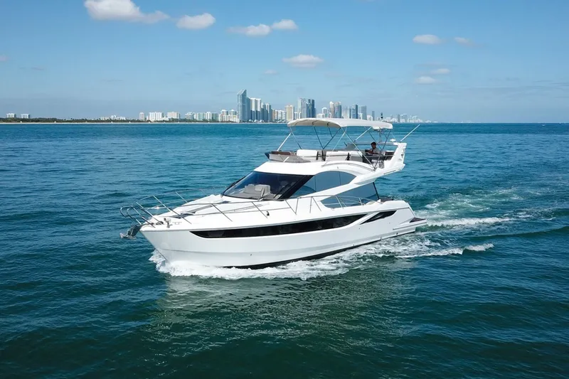 Slide: The Image of Galeon 420 Fly 2016 - 6382450