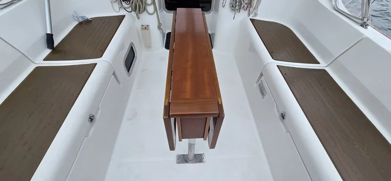 Slide: The Image of Beneteau 473 2002 - 6518170