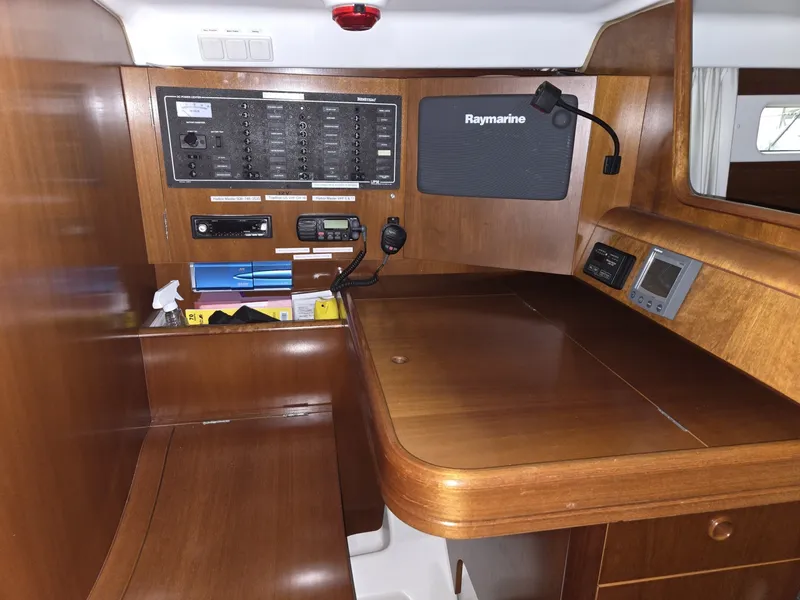 Slide: The Image of Beneteau 473 2002 - 6383314