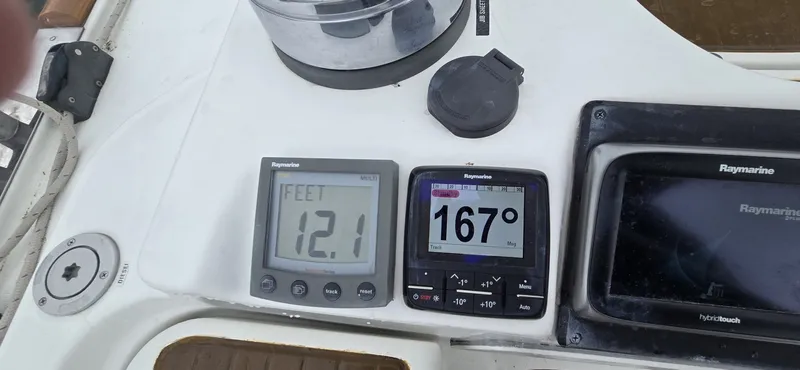 Slide: The Image of Beneteau 473 2002 - 6518165