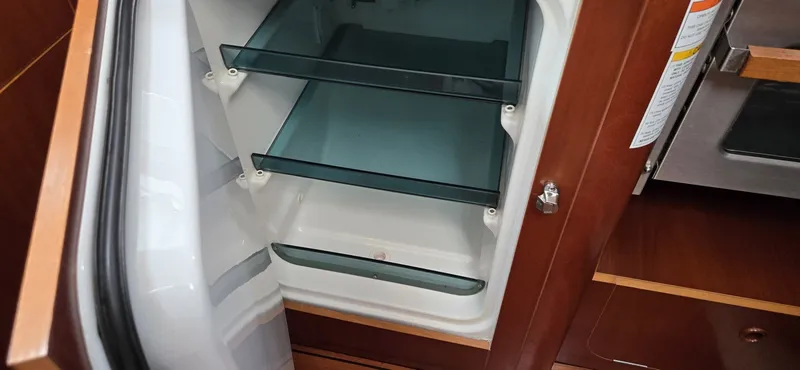 Slide: The Image of Beneteau 473 2002 - 6518270
