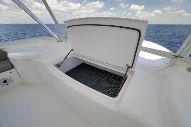 Slide: The Image of Viking 70 - Cutter Bill - Flybridge 2011 Viking 70 Convertible - Cutter Bill - 6384964
