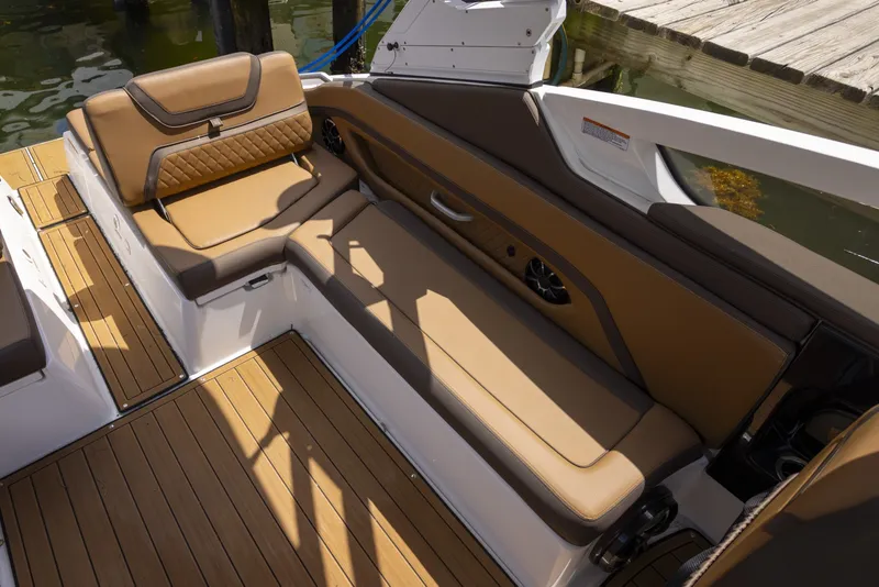 Slide: The Image of Yamaha 27 2024 - 6797352