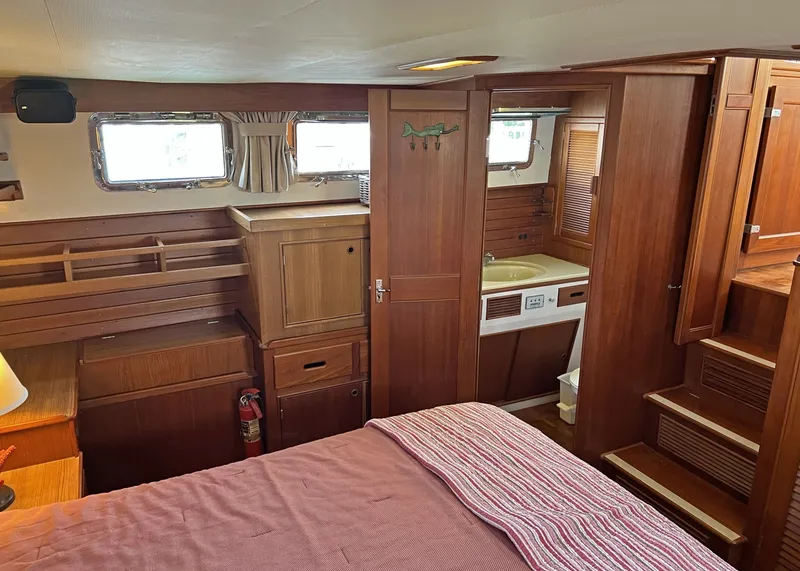 Slide: The Image of Grand Banks Motoryacht 1991 - 6456063