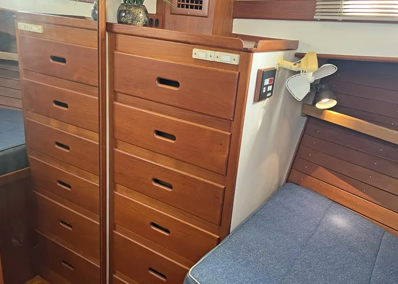 Slide: The Image of Grand Banks Motoryacht 1991 - 6456060