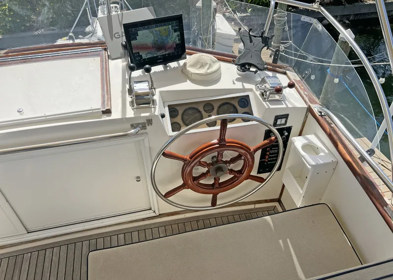 Slide: The Image of Grand Banks Motoryacht 1991 - 6456076