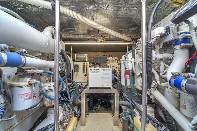 Slide: The Image of Sea Ray 460 Sundancer 2004 - 6389942