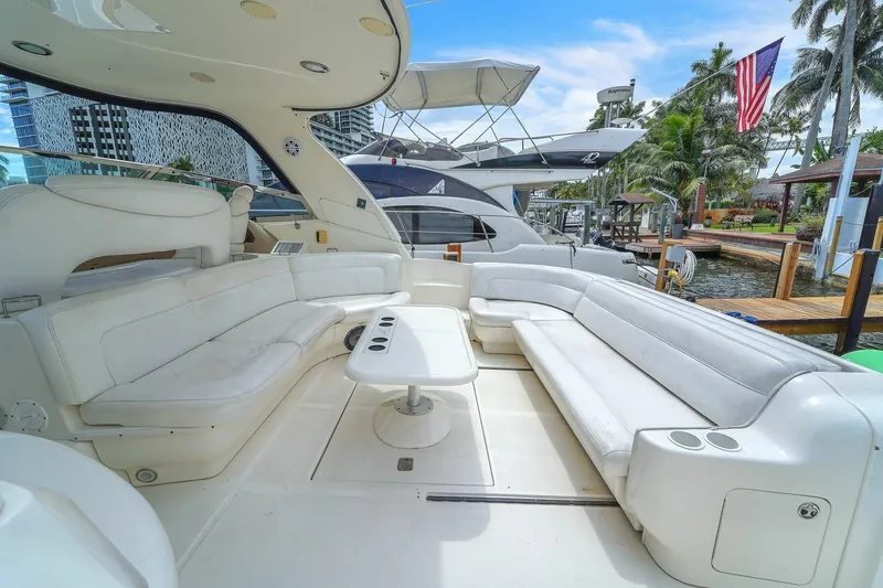 Slide: The Image of Sea Ray 460 Sundancer 2004 - 6389919