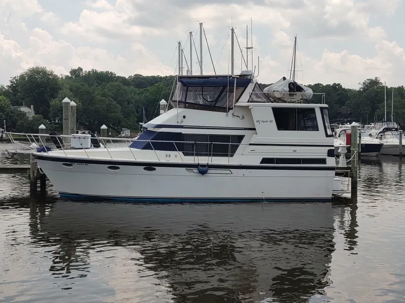 The Image of 1989 Hyatt Double Cabin Motoryacht - 6391104