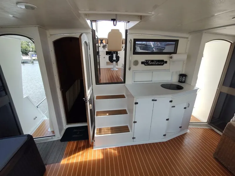 Slide: The Image of Hyatt Double Cabin Motoryacht 1989 - 6391115