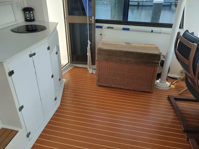 Slide: The Image of Hyatt Double Cabin Motoryacht 1989 - 6391117