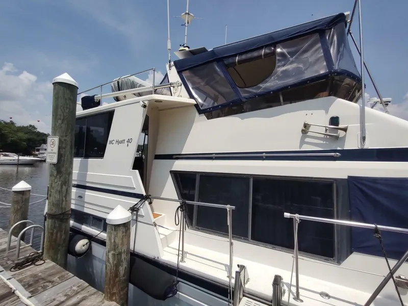 Slide: The Image of Hyatt Double Cabin Motoryacht 1989 - 6391106