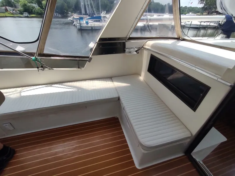 Slide: The Image of Hyatt Double Cabin Motoryacht 1989 - 6391133