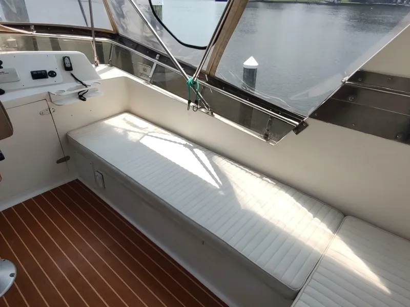 Slide: The Image of Hyatt Double Cabin Motoryacht 1989 - 6391138