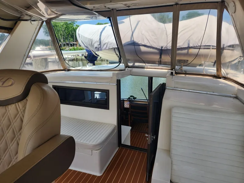 Slide: The Image of Hyatt Double Cabin Motoryacht 1989 - 6391141