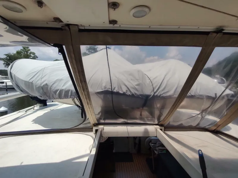 Slide: The Image of Hyatt Double Cabin Motoryacht 1989 - 6391142
