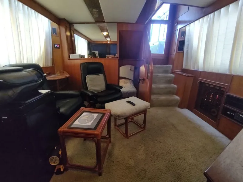 Slide: The Image of Hyatt Double Cabin Motoryacht 1989 - 6391168