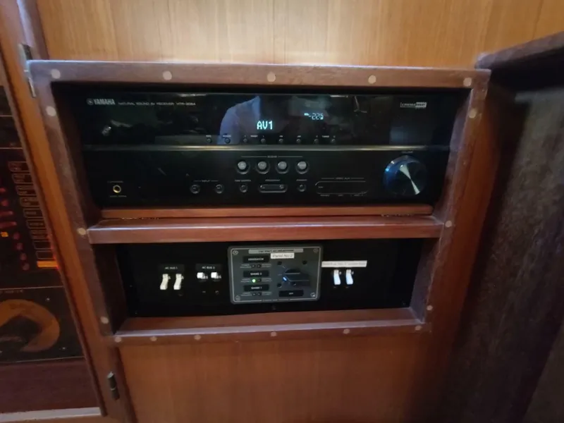 Slide: The Image of Hyatt Double Cabin Motoryacht 1989 - 6391172